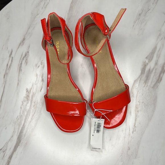 Old Navy | Red thick kitten heels | Size 6 - Picture 1 of 6